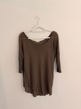 Urban Outfitters Brown Scoop Neck 3/4 Sleeve Top